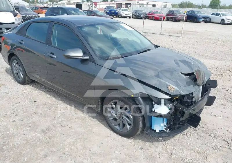 2026 Hyundai Elantra photo
