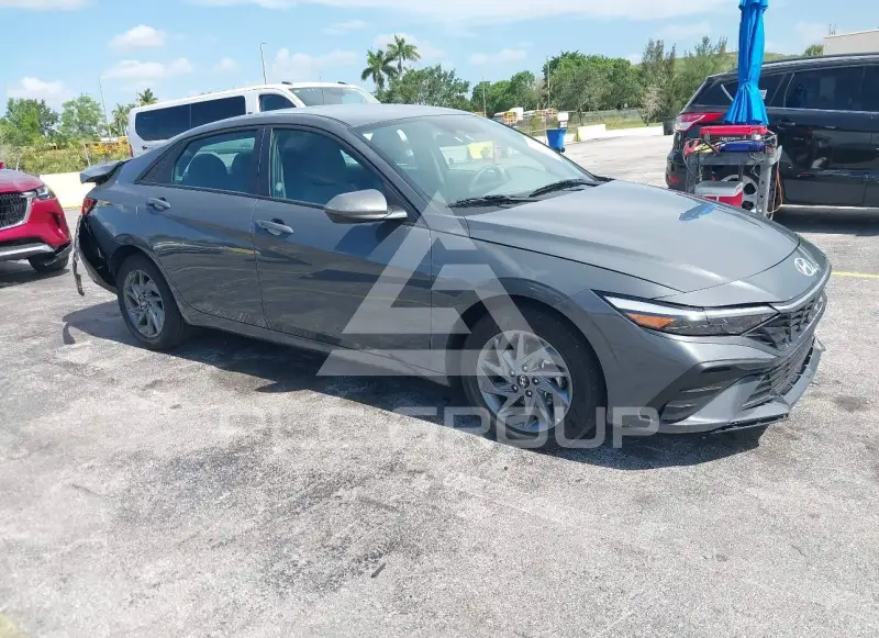 2026 Hyundai Elantra фото