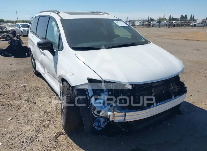 2027 Chrysler PACIFICA фото