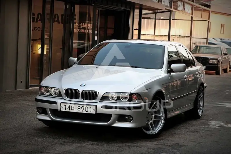 2000 BMW 540