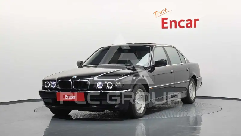 2001 BMW 740