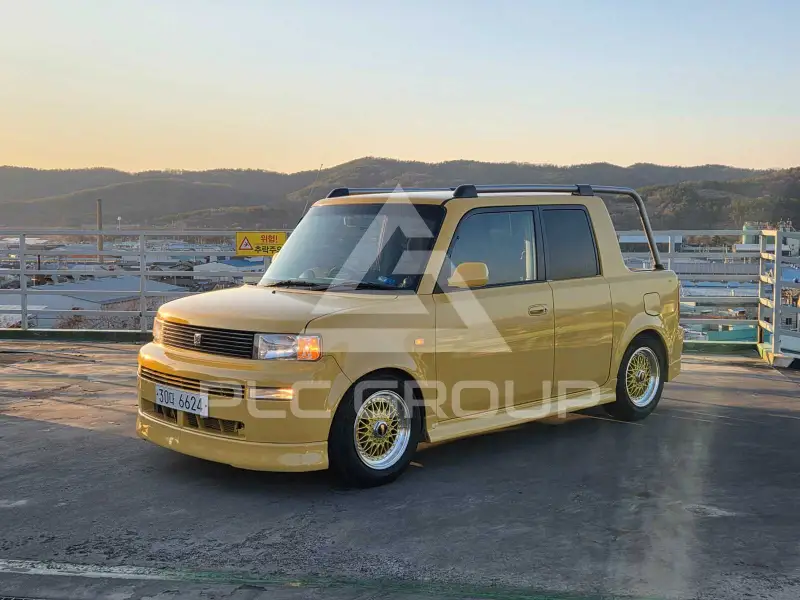 2001 Toyota bB