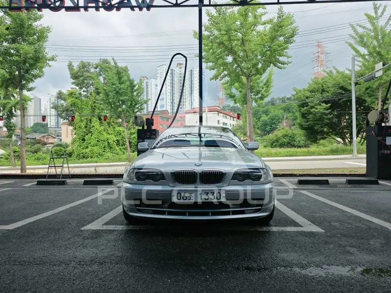2002 BMW 325