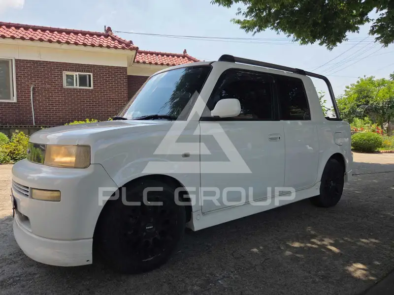 2002 Toyota bB