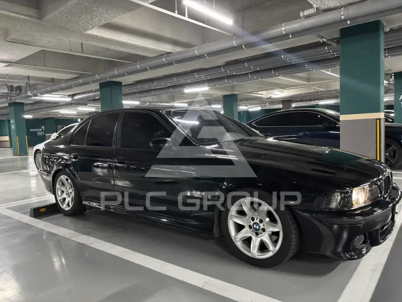 2003 BMW 530