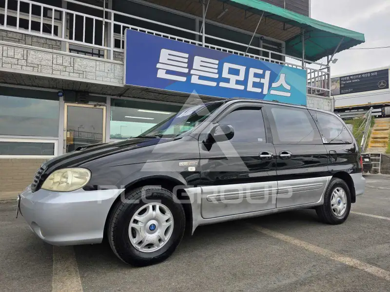 2003 KIA Carnival