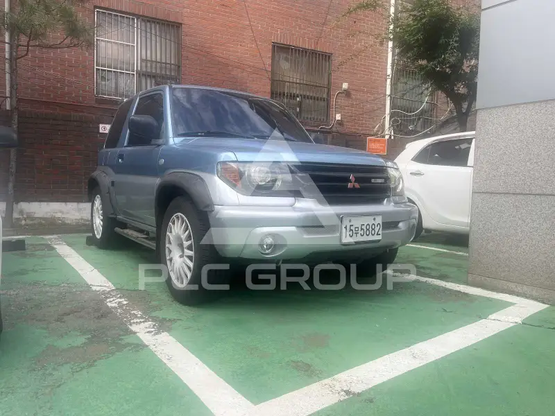 2004 Mitsubishi Pajero