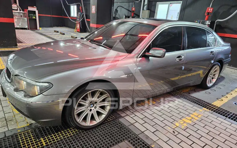 2004 BMW 760