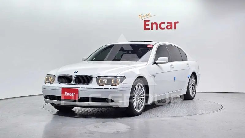 2005 BMW 745