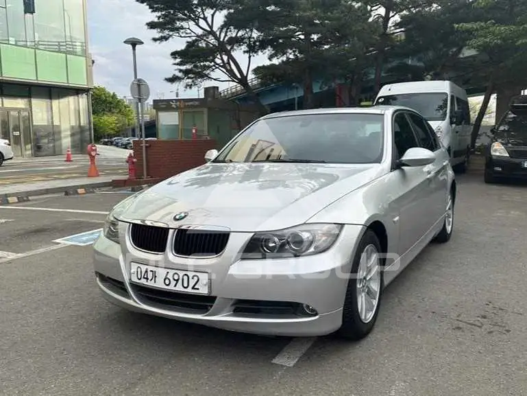 2006 BMW 320