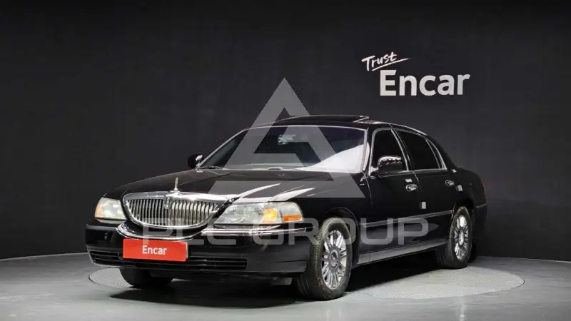 2007 Lincoln Town