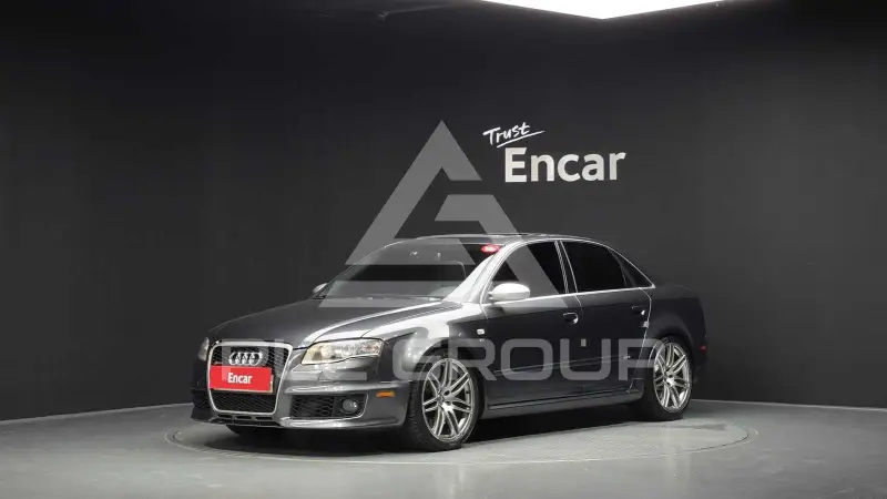 2007 Audi RS