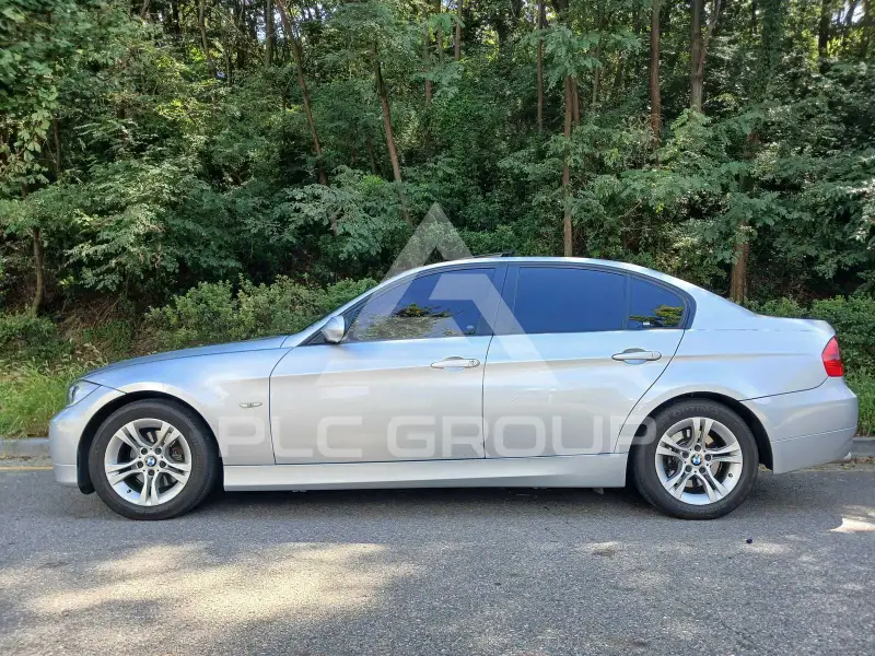2008 BMW 320