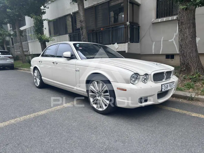 2008 Jaguar XJ
