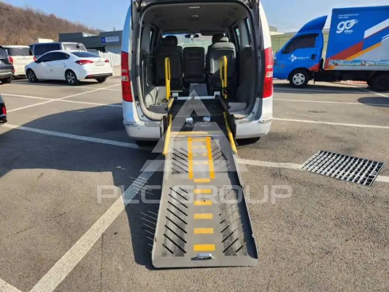 2008 Hyundai Starex