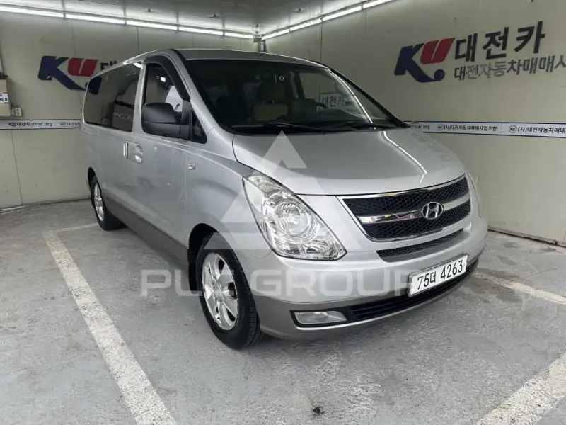 2009 Hyundai Starex