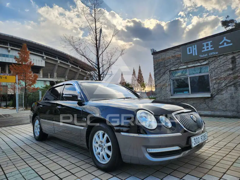 2010 KIA Opirus