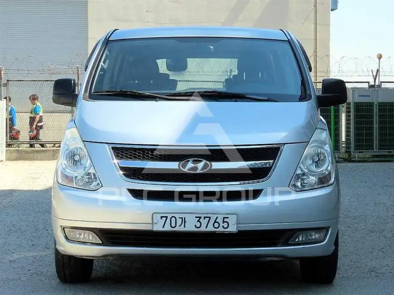 2010 Hyundai Starex
