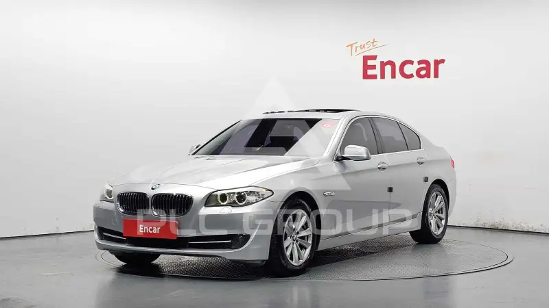 2011 BMW 520