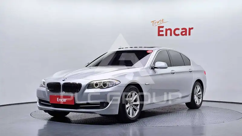 2011 BMW 520