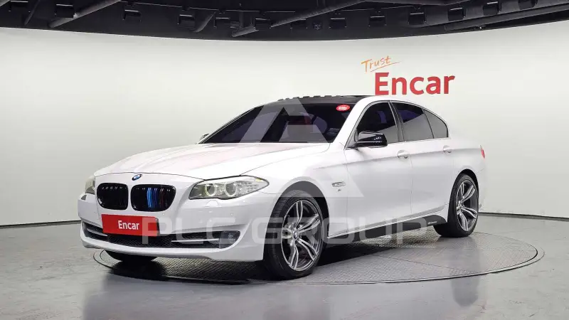 2011 BMW 520
