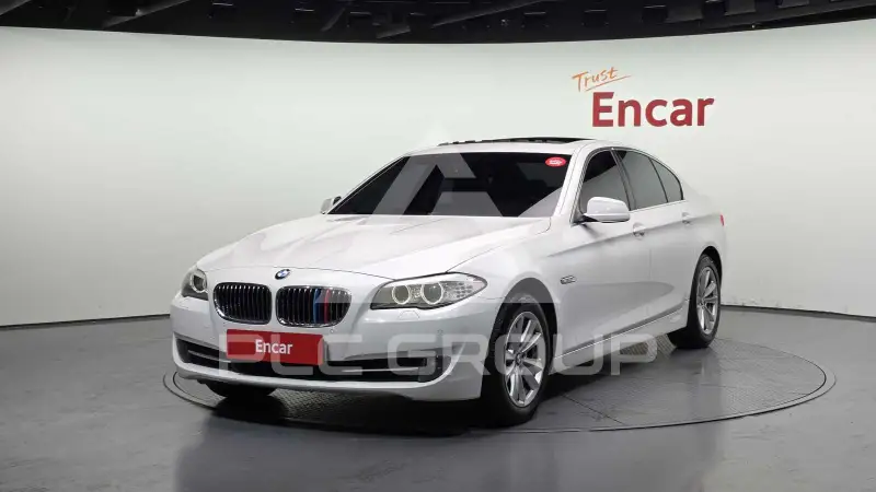 2011 BMW 520