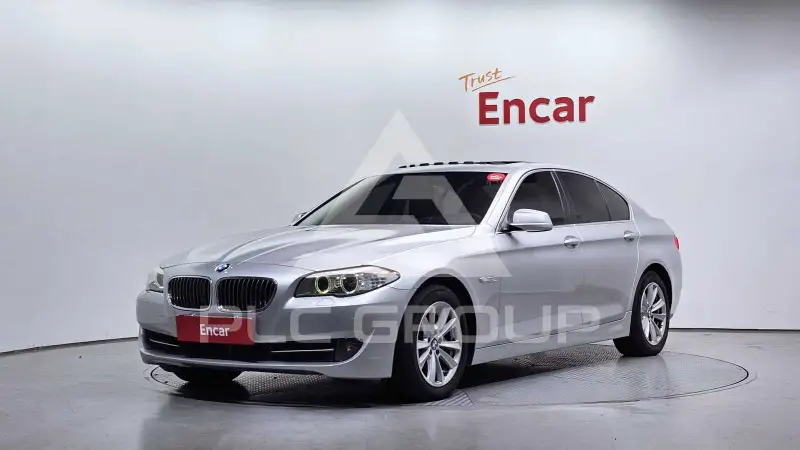 2011 BMW 520