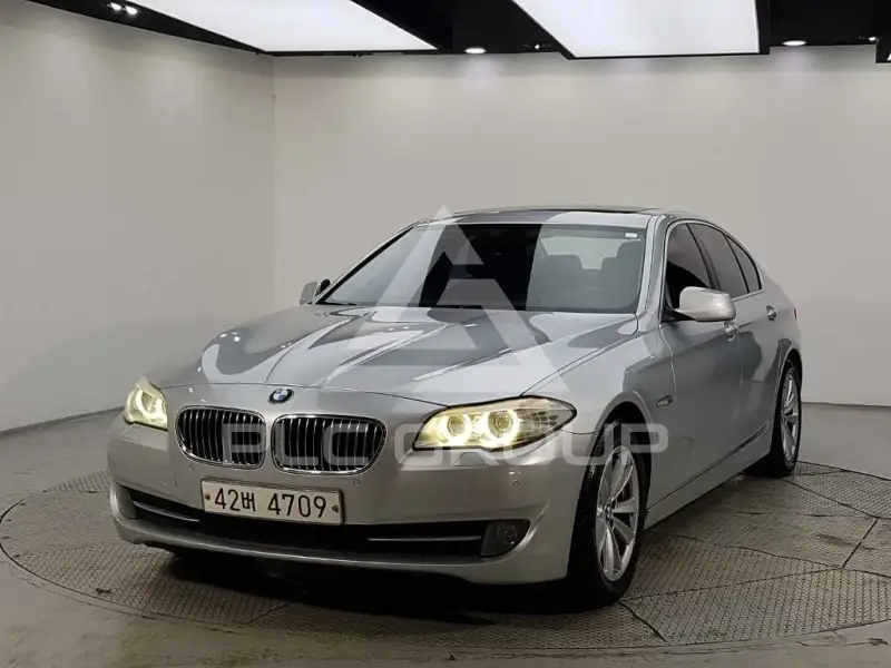 2011 BMW 520