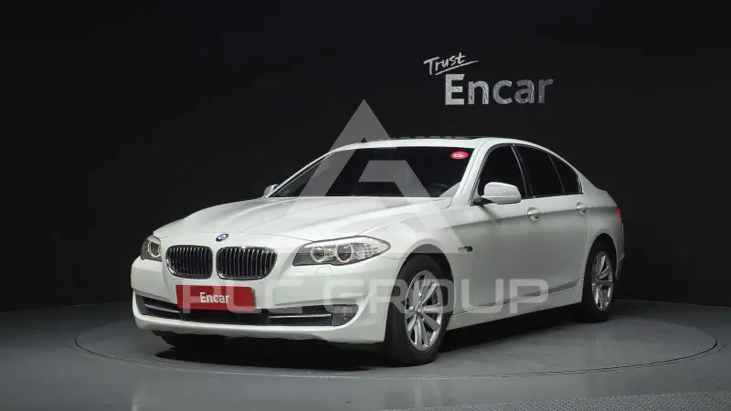 2011 BMW 520