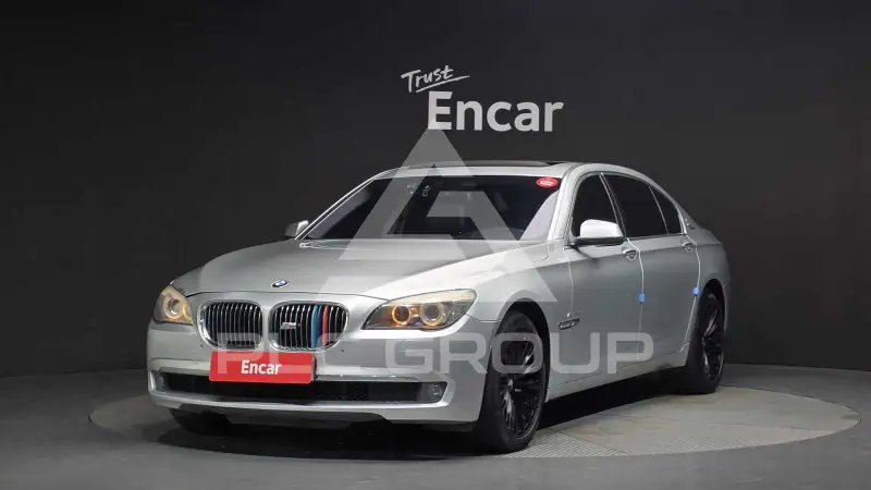 2011 BMW 750