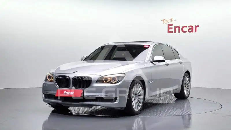 2011 BMW 730