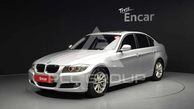 2011 BMW 320