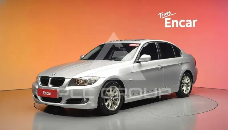 2011 BMW 320