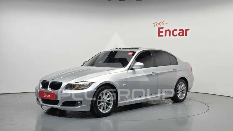 2011 BMW 320