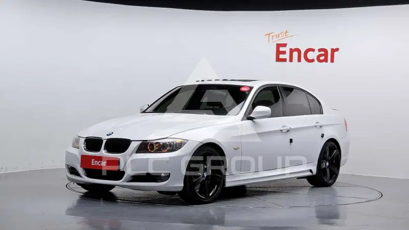 2011 BMW 320