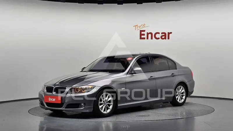 2011 BMW 320