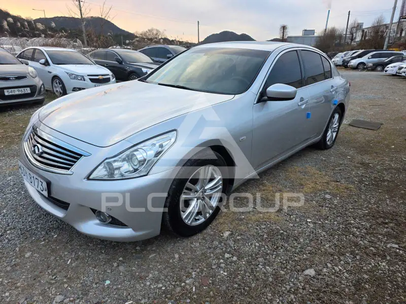 2011 Infinity G25
