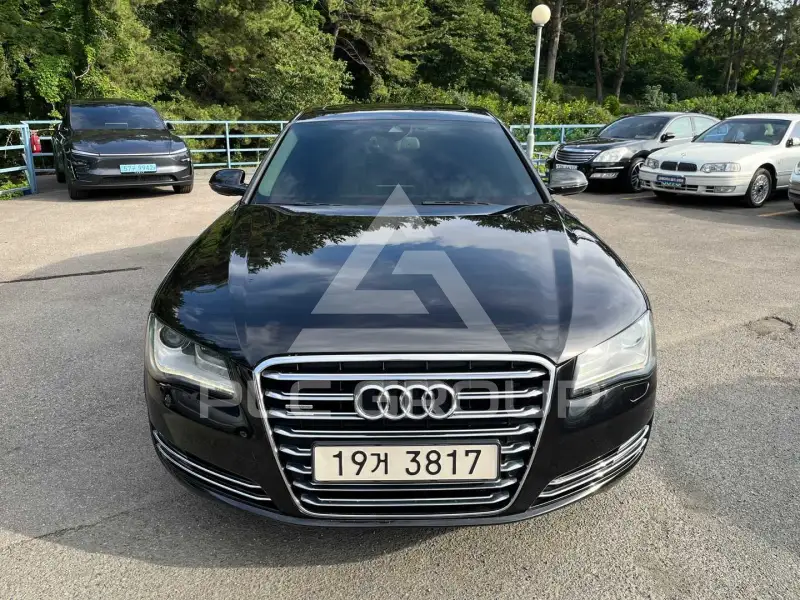 2011 Audi A8