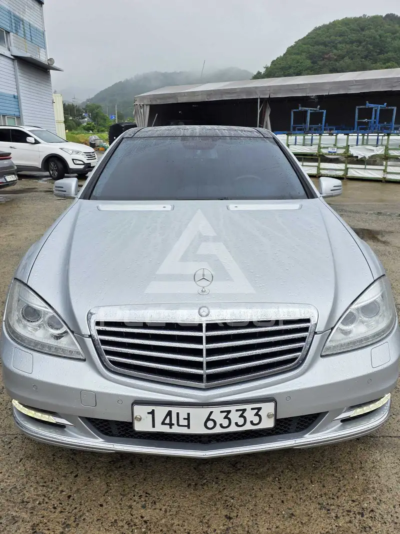 2011 Mercedes Benz S-Class