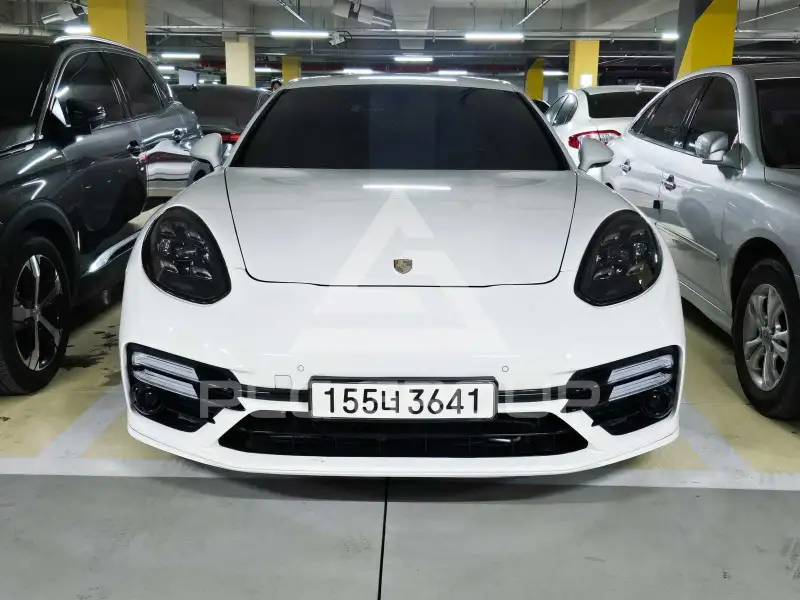2011 Porsche Panamera