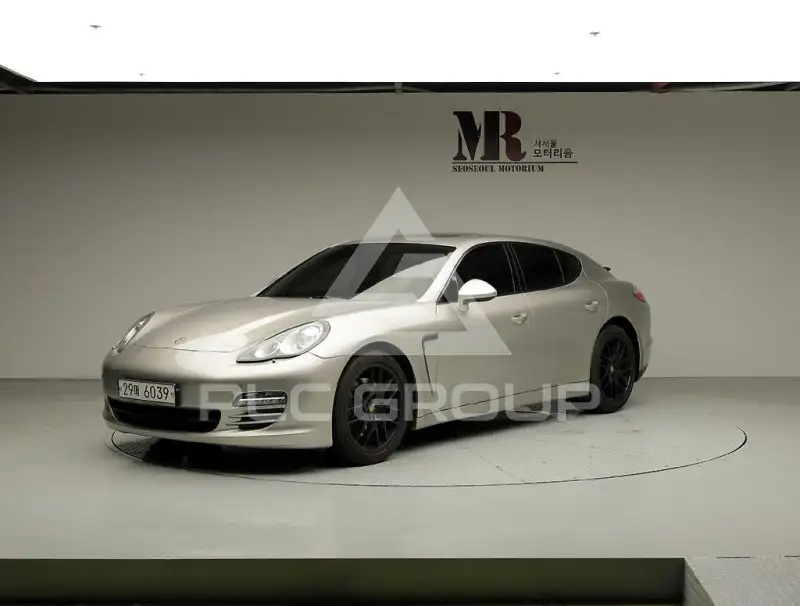 2011 Porsche Panamera