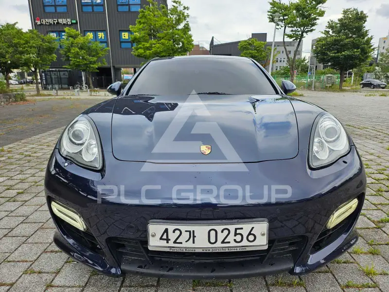 2011 Porsche Panamera