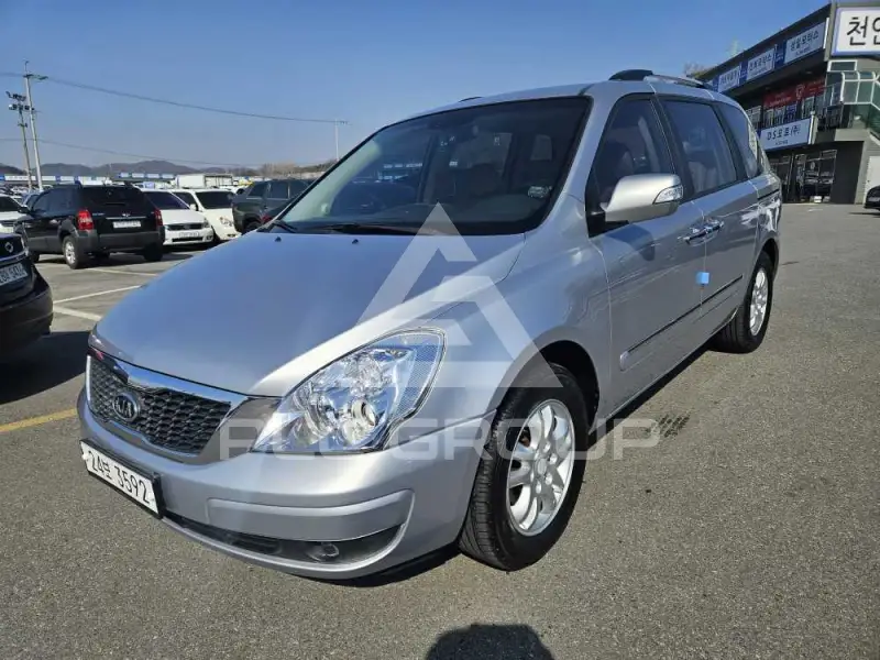 2011 KIA Carnival