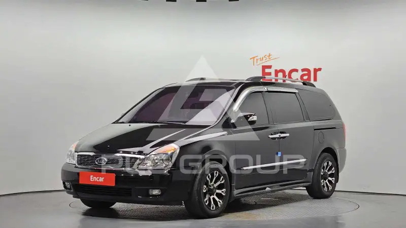 2011 KIA Carnival