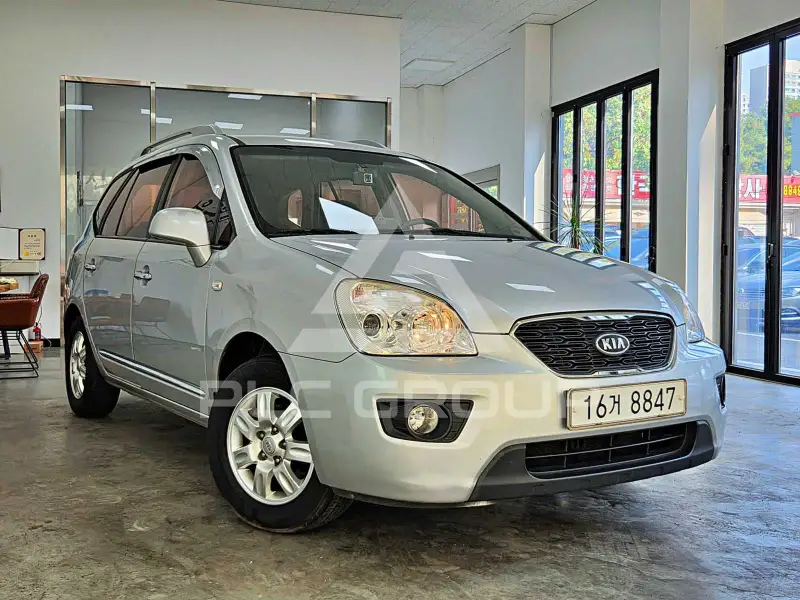 2011 KIA Carens