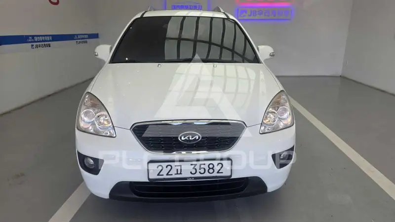 2011 KIA Carens