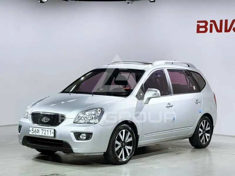2011 KIA Carens