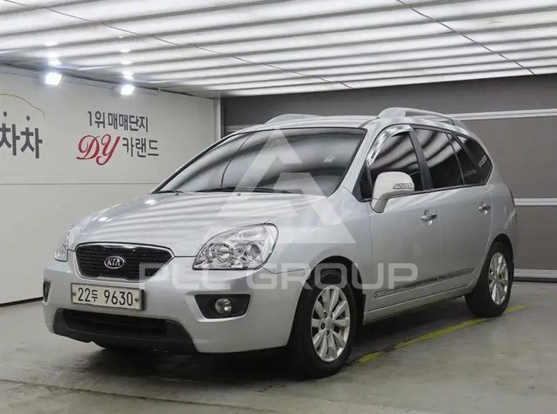 2011 KIA Carens