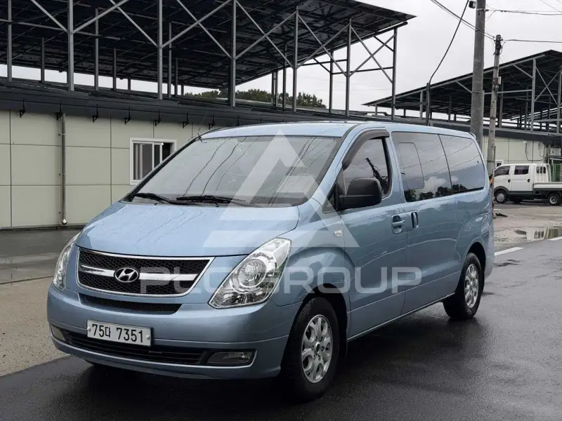 2011 Hyundai Starex