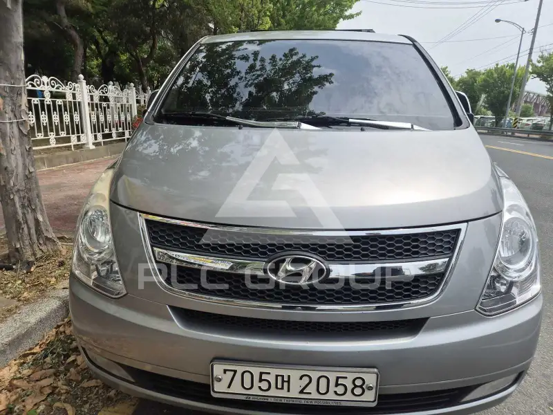 2011 Hyundai Starex
